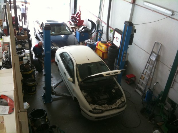 taller mecánico en  Burgos