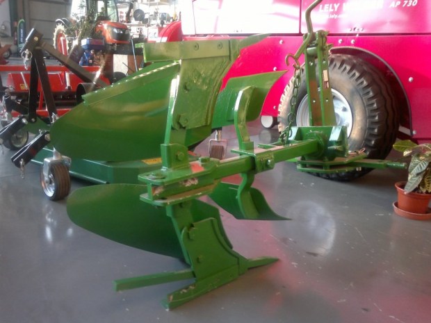 arados reversibles para mini tractores en Palencia