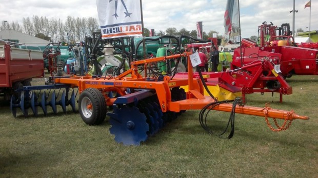 gradas de discos en Valladolid