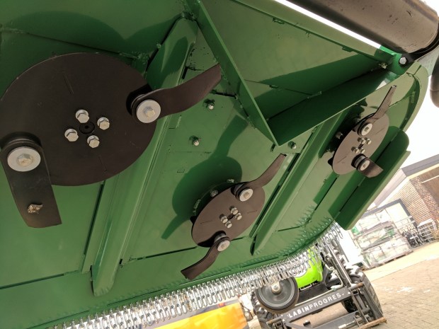 Desbrozadoras con interfilas en Lleida