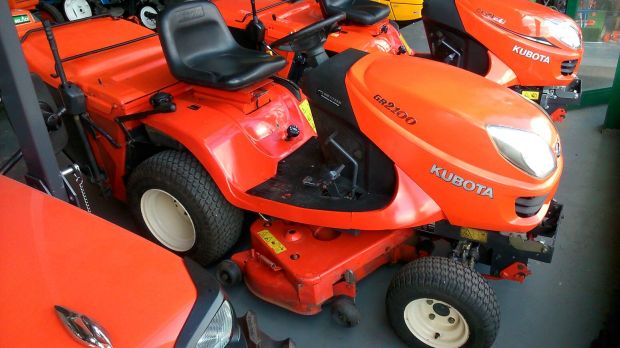 segadoras de cesped profesionales de segunda mano en Cantabria